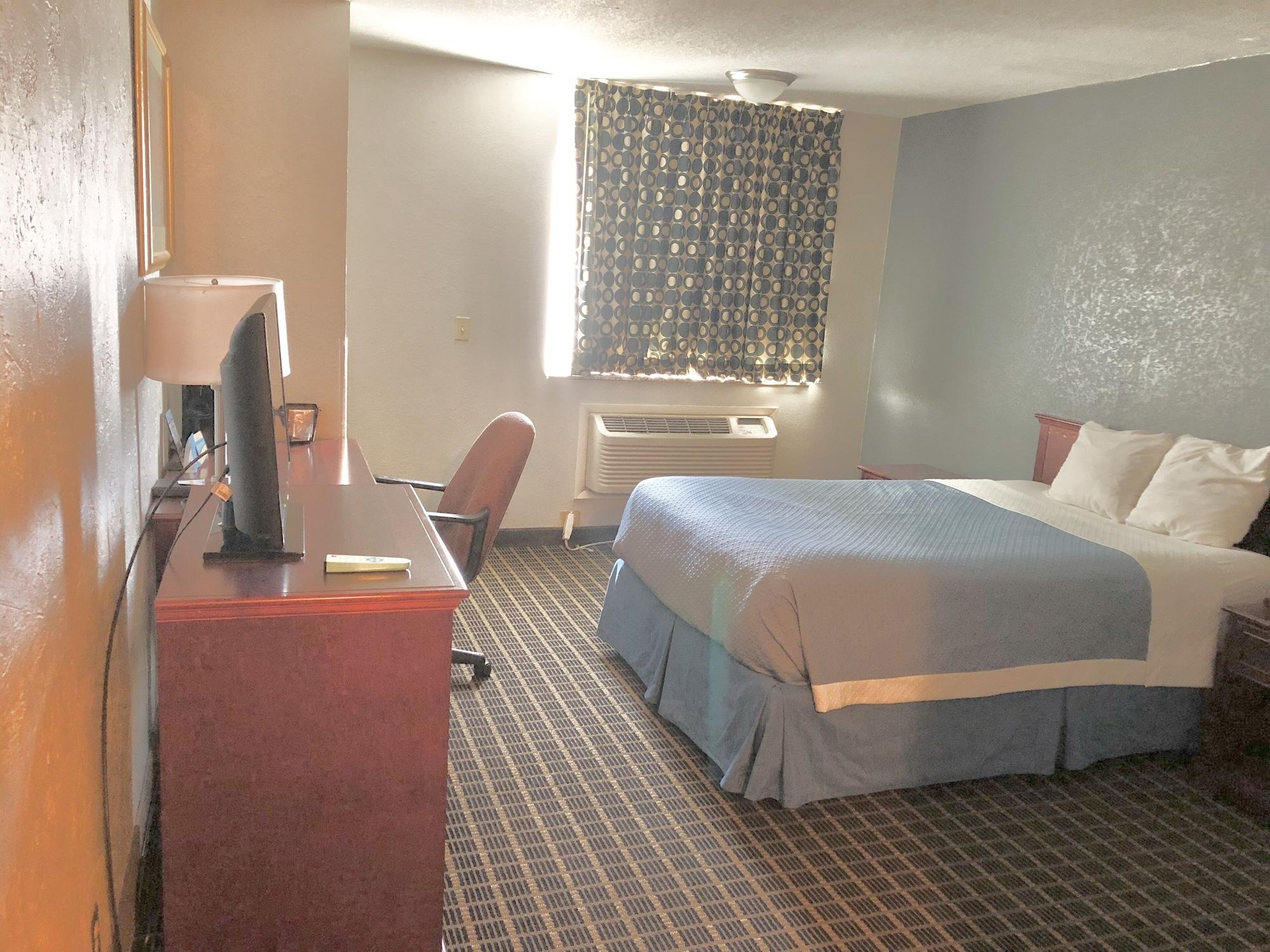 Days Inn By Wyndham West Des Moines Exteriör bild
