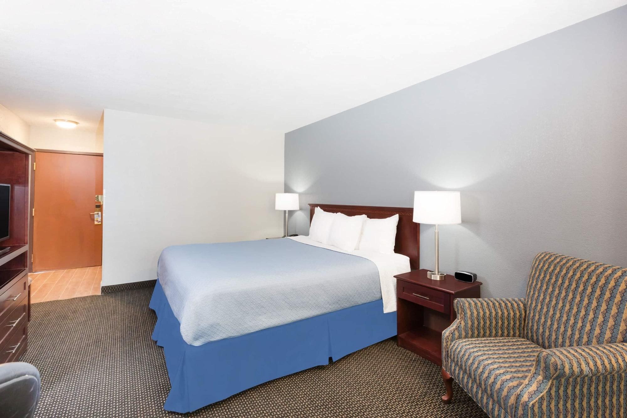 Days Inn By Wyndham West Des Moines Exteriör bild