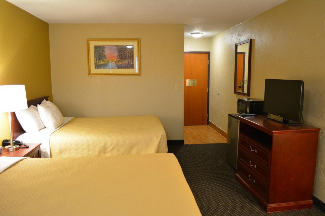 Days Inn By Wyndham West Des Moines Exteriör bild